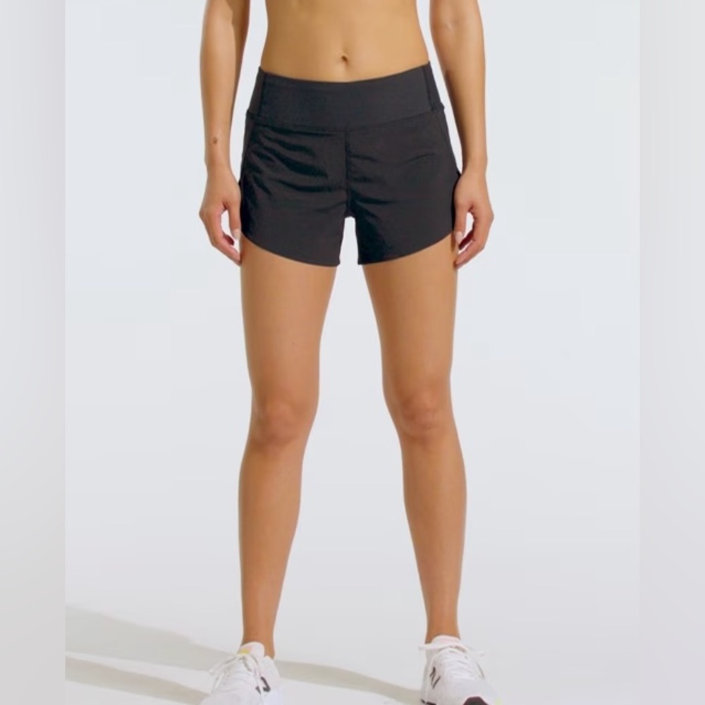 Athleta Black Athletic Shorts 3.5”